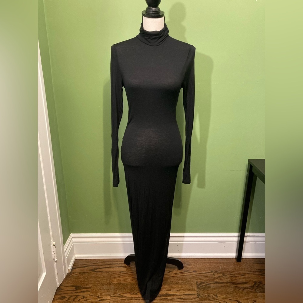 Seductions Elegant Black Long Sleeve bodycon deep side slit sexy Dress